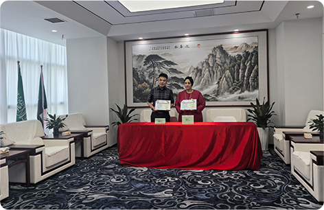 Apakah ciri-ciri khemah keluarga?