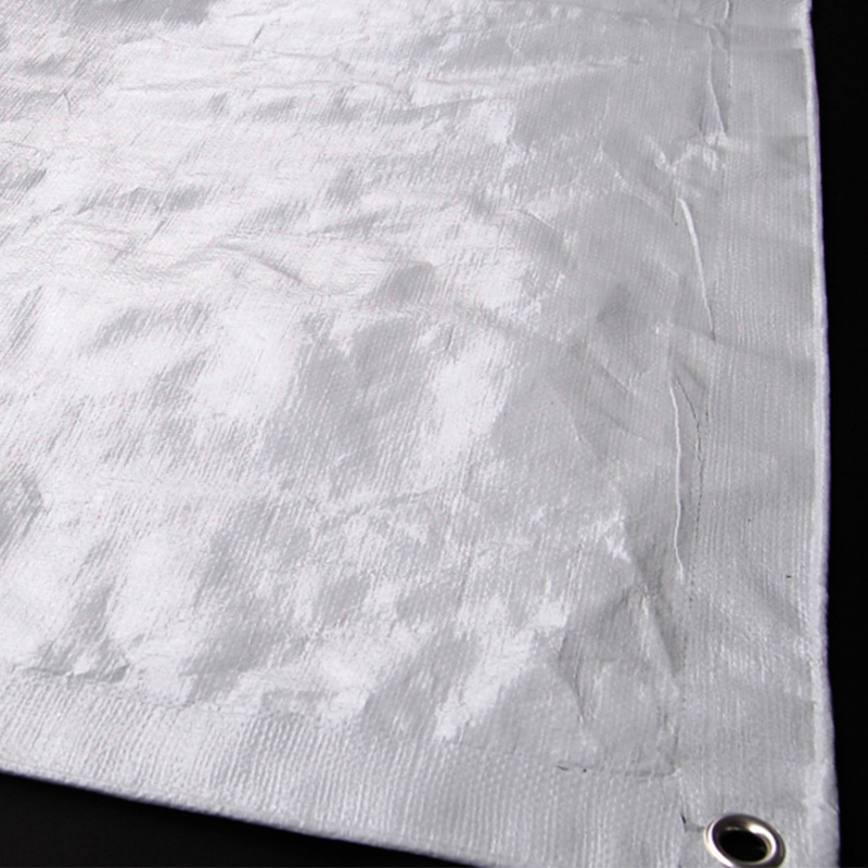 Tarpaulin Plastik Fleksibel Bertetulang 4x5m untuk Tempat Perlindungan Sementara